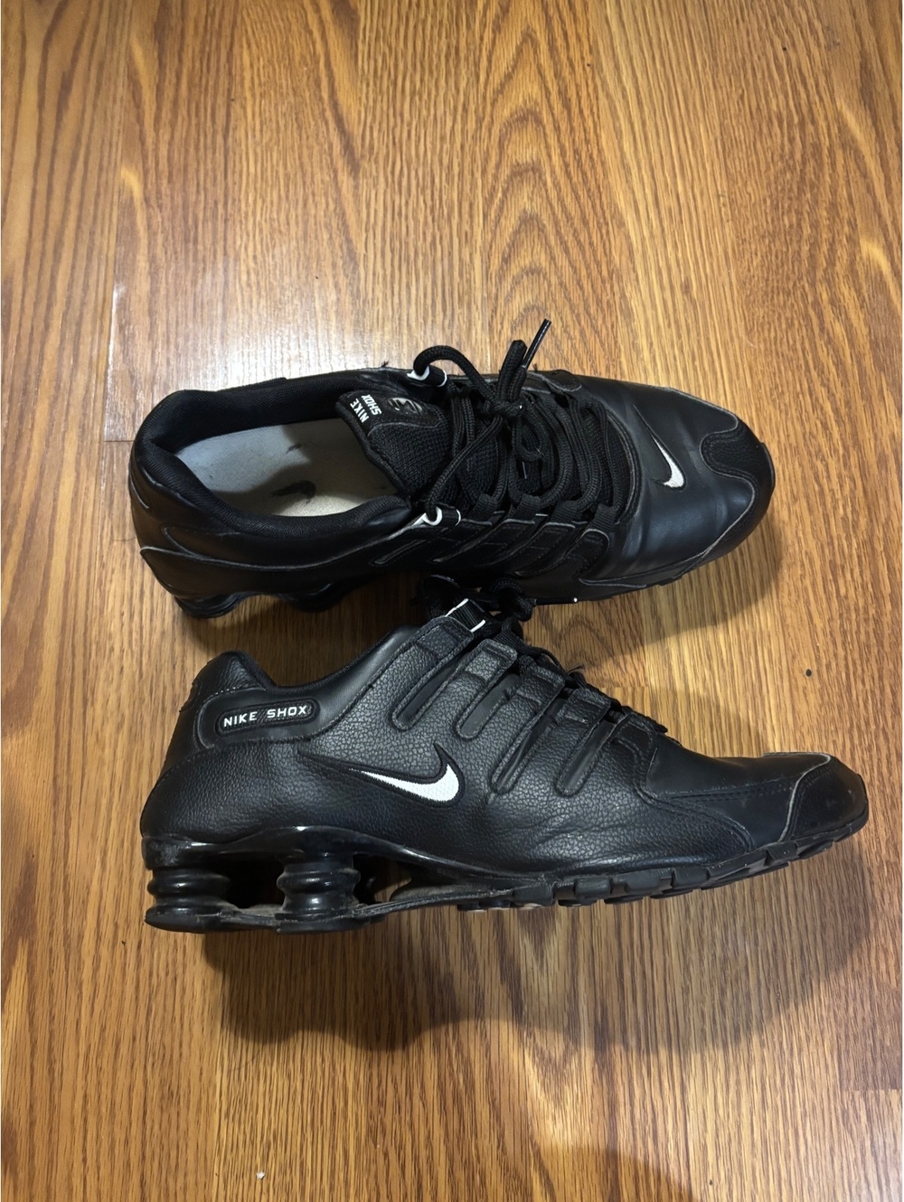 Black Nike Shox NZ Sneakers- Women’s Size 9.5